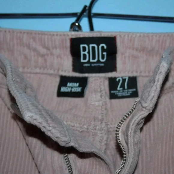 BDG Urban Outfitters Mom High Rise Size 27 Pink Corduroy Jeans - Picture 8 of 16